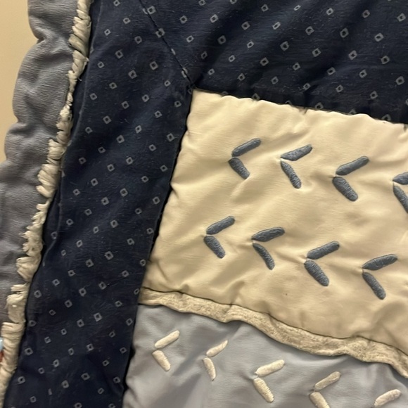 Lambs & Ivy Quilt Baby Blanket Elephants Blue - Picture 5 of 9